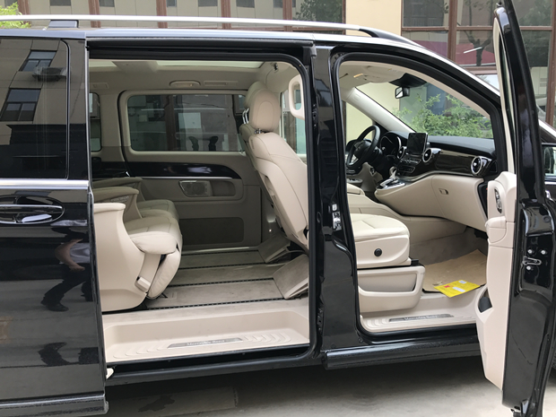 【最新奔驰V260L高端大气配置全面商务车_天