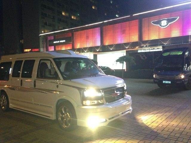 bb5f2f86acea7832.jpg