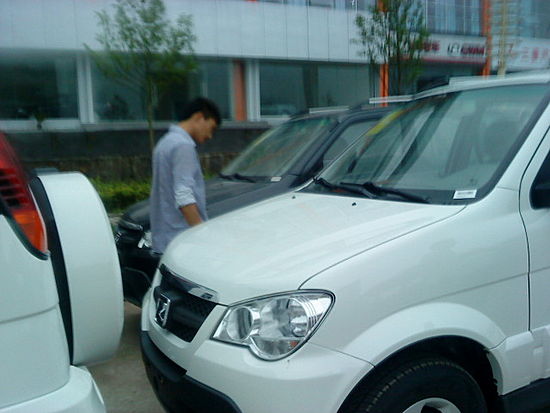 众泰5008东安1.3L国3