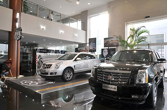 SRX、凯雷德专区