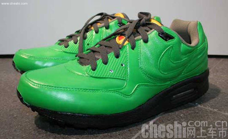 保时捷-NIKE