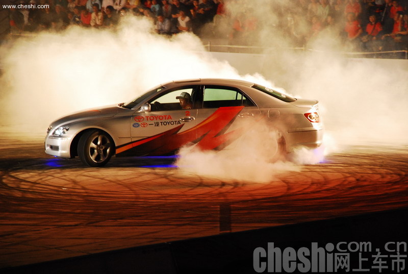 汽车运动•激情巅峰 REIZ锐志“漂移归来”