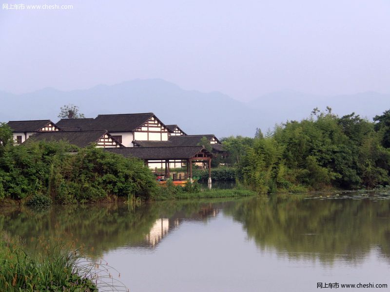 青山湖