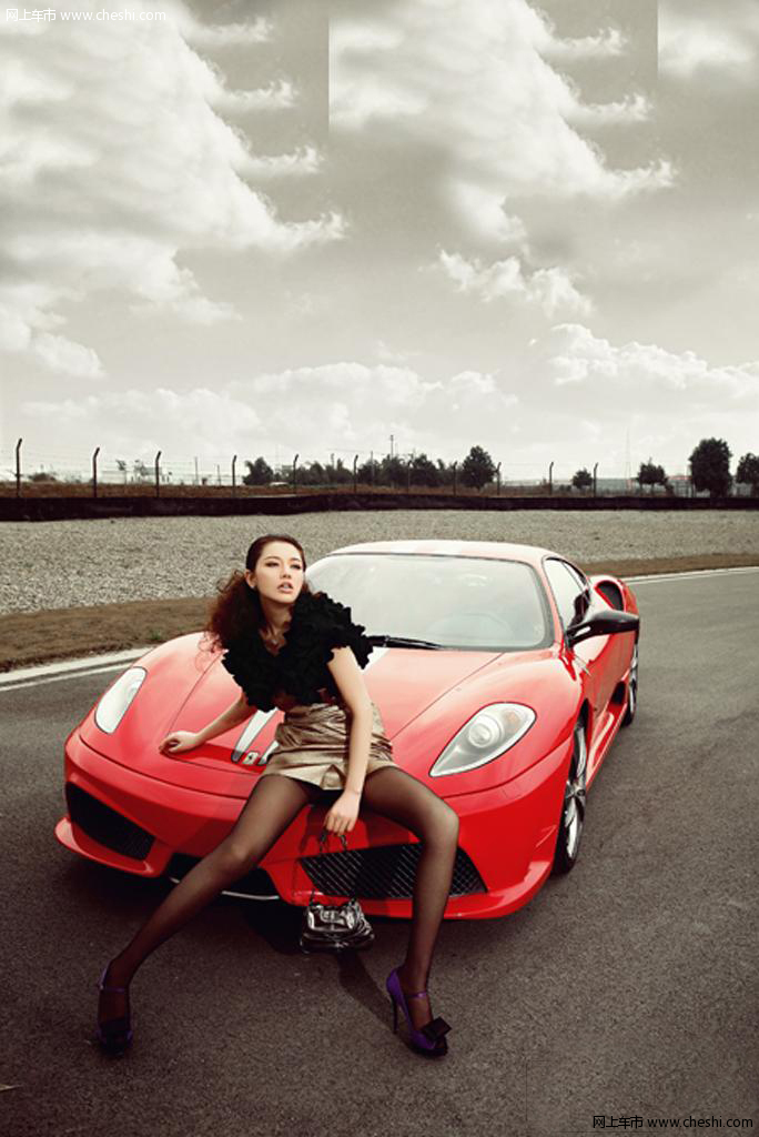 惊艳美女VS超级豪车 跑车就是这样炼成的