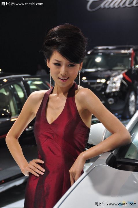 长的如此精致 凯迪拉克-气质型美女嫩模