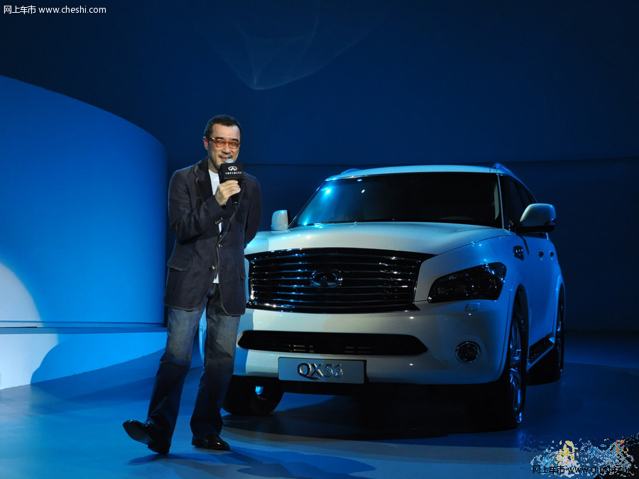 吴宇森协巨星新车