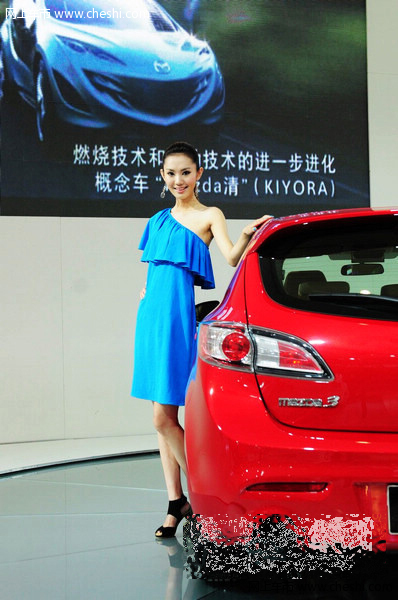 南京车展现蓝精灵