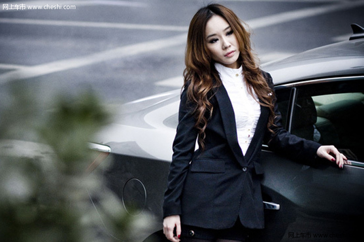 长腿色女秀个性丝袜