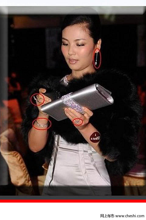 2010年7月2日讯，北京，刘涛和赵文瑄7月2日现身北京，推广二人多年前主演的电视剧《寒夜》，这部改编自巴金同名小说的电视剧将于近期开播，在谈到该剧剧情及辛苦拍摄的过程时，刘涛潸然泪下。