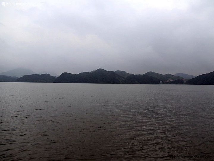 青山湖