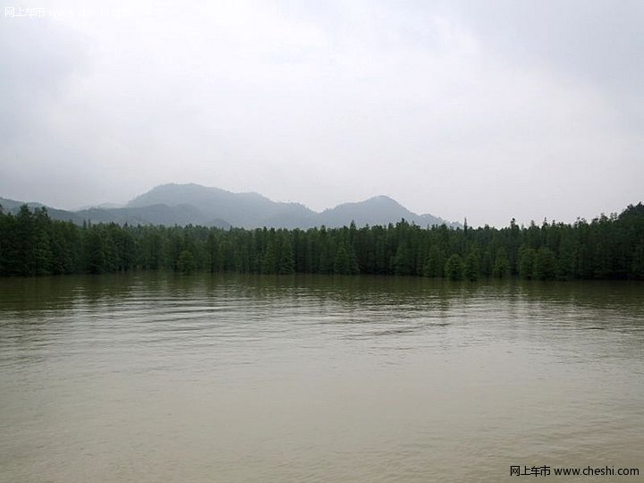 青山湖
