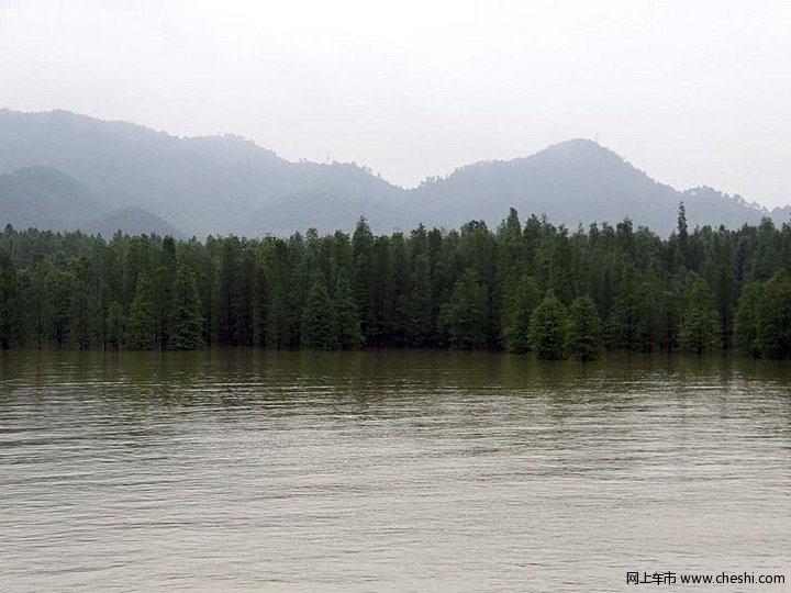 青山湖