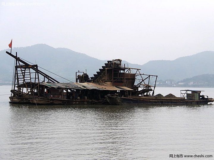 青山湖
