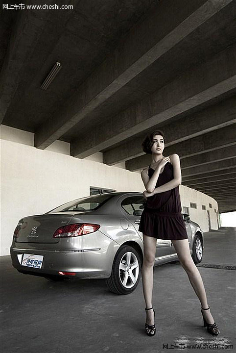 期待已久 望眼欲穿 408性感裸背大片出炉