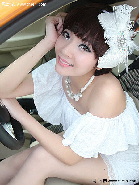 不是每个女孩都有机会成为公主，但大多数女孩心里都有一个公主梦。也许没有天生的尊贵地位，我们同样可以梳妆打扮一番，以公主般的心境去面对生活，更何况还有如此温柔体贴呵护着我们的爱车……