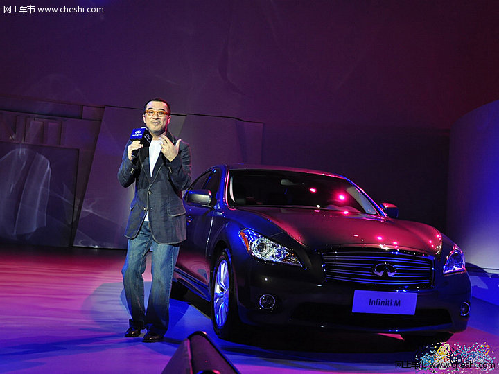 吴宇森协巨星新车