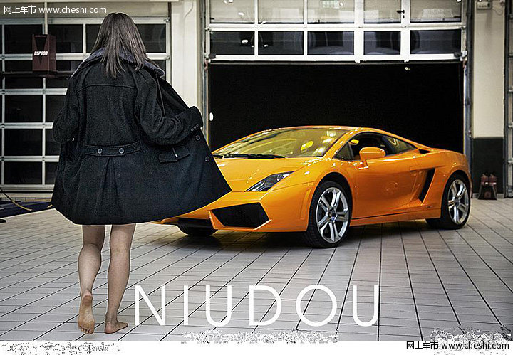 日系俏皮学生制服诱惑