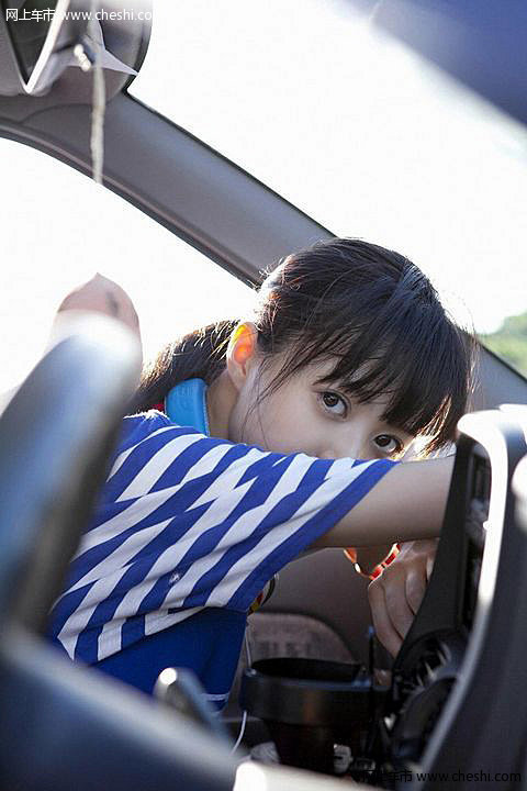 邻家小妹清纯嫩模