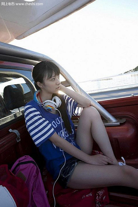 邻家小妹清纯嫩模