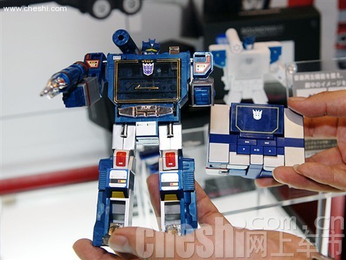 变形金刚也要来点音乐