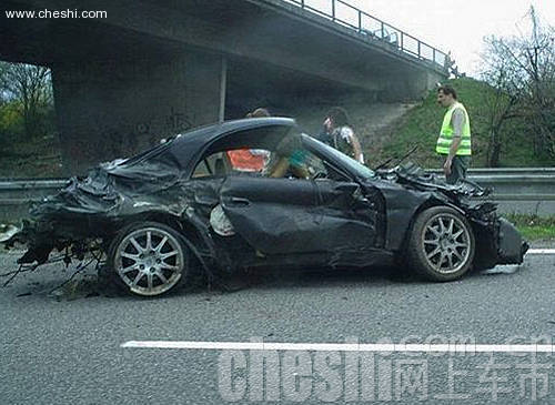 保时捷 911 文章配图