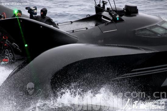 日本捕鲸船撞沉美国反捕鲸团体小船