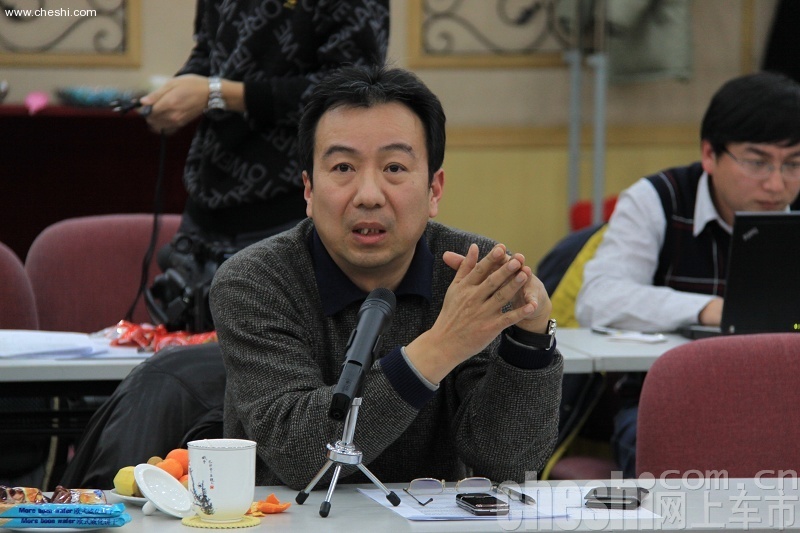 2010网上车市高峰论坛