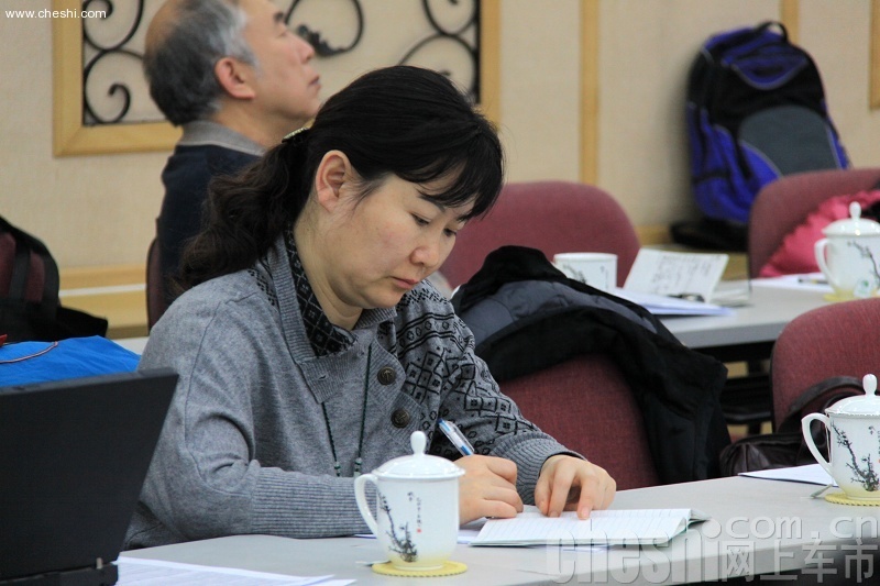 2010网上车市高峰论坛