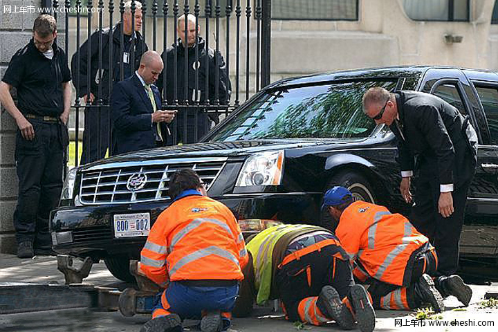 奥巴马专属座驾抛锚