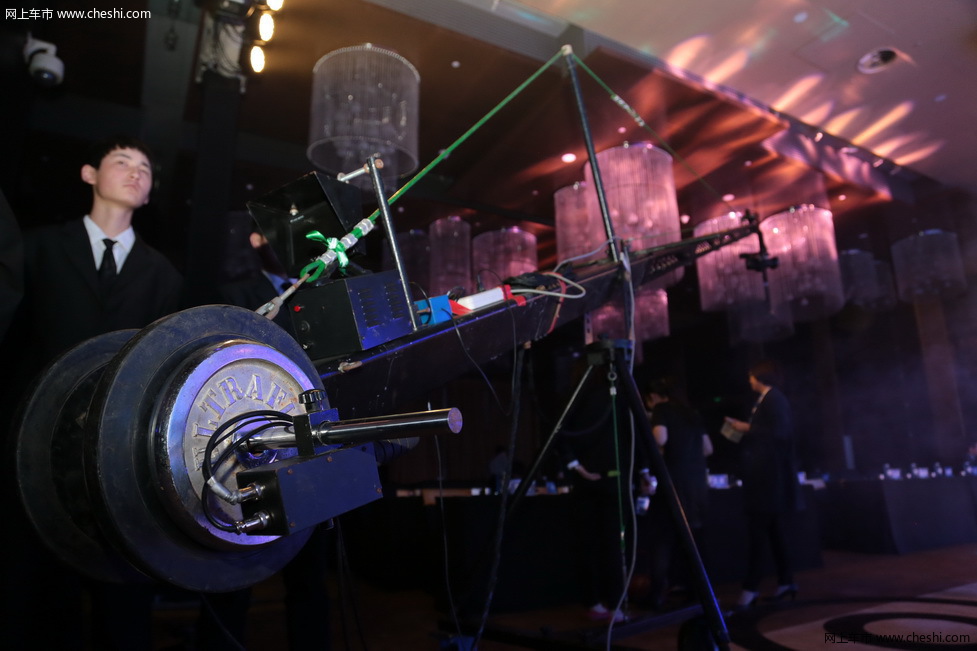 网上车市15周年暨汽车生活文化节启动仪式