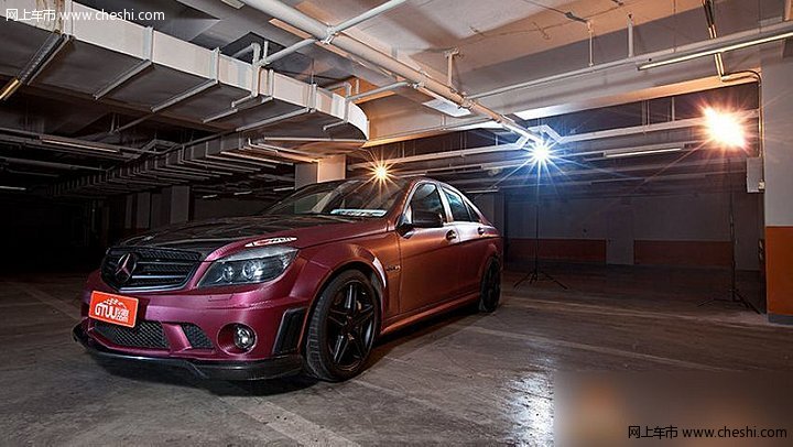 绯红骑士C63 AMG