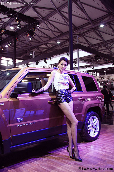 上海车展JEEP美腿模特