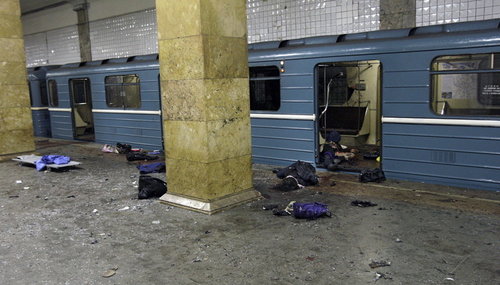 莫斯科地铁爆炸案站台图片曝光(请谨慎浏览)