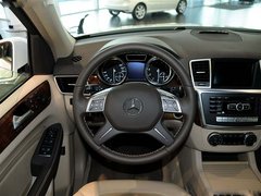 2013款奔驰ML350汽油版 天津现车83万起售