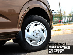 后排空间很强大 体验福田蒙派克9座MPV