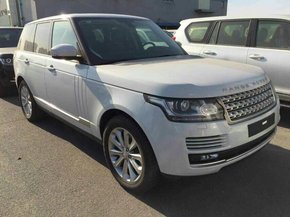 16款路虎揽胜行政3.0T 114.8万年前交车-图4