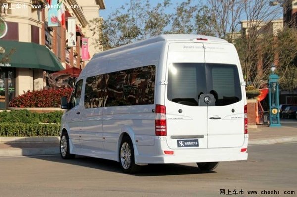 奔驰斯宾特4月降价强力出击购车包落户-图1