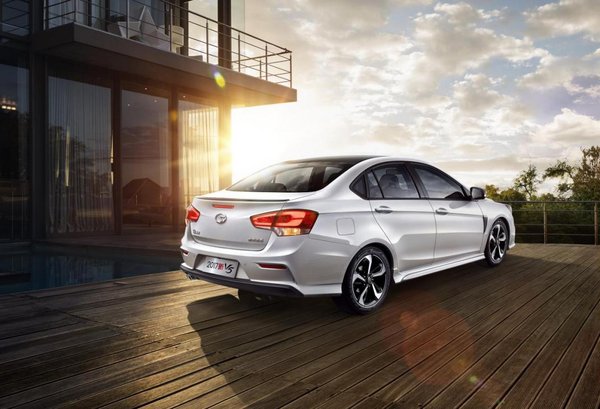 6万元a级家轿 东南汽车2017新v5上市