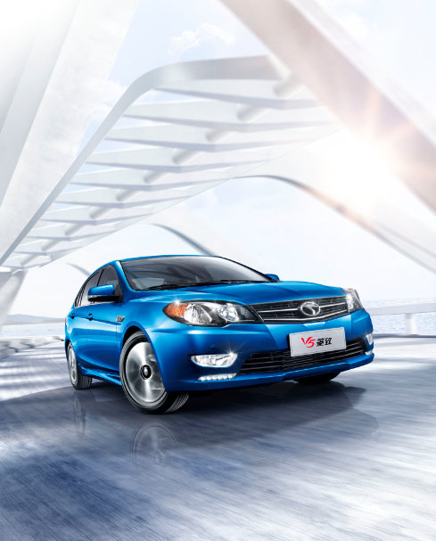 v5菱致车主钟先生:两年浓缩成两个字"无忧"