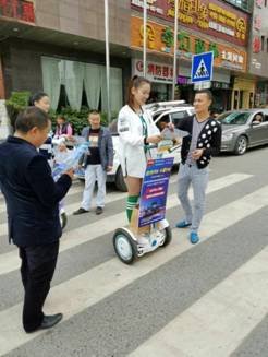 爱尔威电动平衡车参与2016巴中汽车展-图2