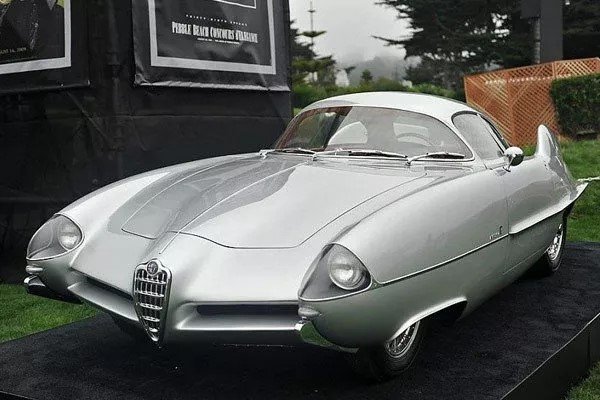 阿尔法罗密欧老爷车2017雁栖岛优雅大展