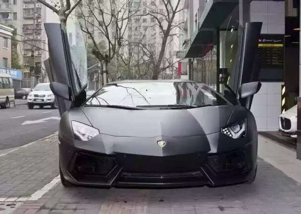 兰博基尼LP700-4天津现车  部分超跑预定-图2