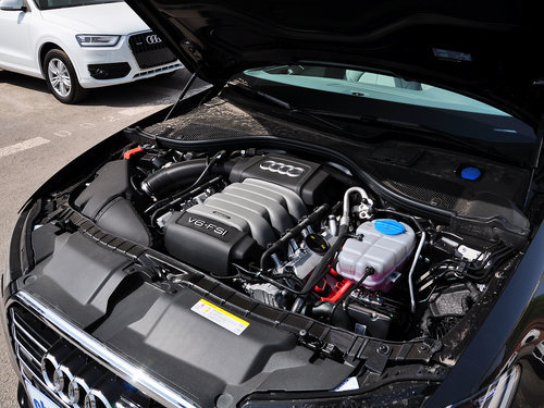 全新a6l分別搭載了1.8tfsi,2.5fsi和3.0tfsi四款發動機.