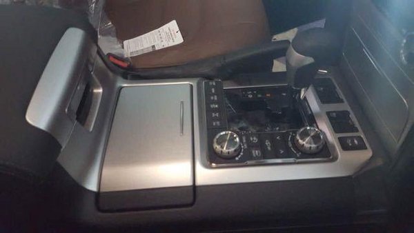 16款丰田酷路泽5700 V8陆巡大马力越野车-图4