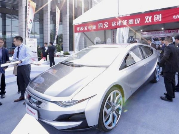 太阳能充电 汉能7月2日发布四款电动车-图1