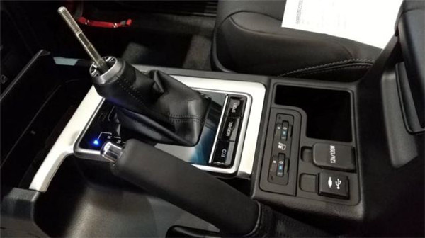 18款丰田霸道4000VX外挂 操作方便功能全-图9