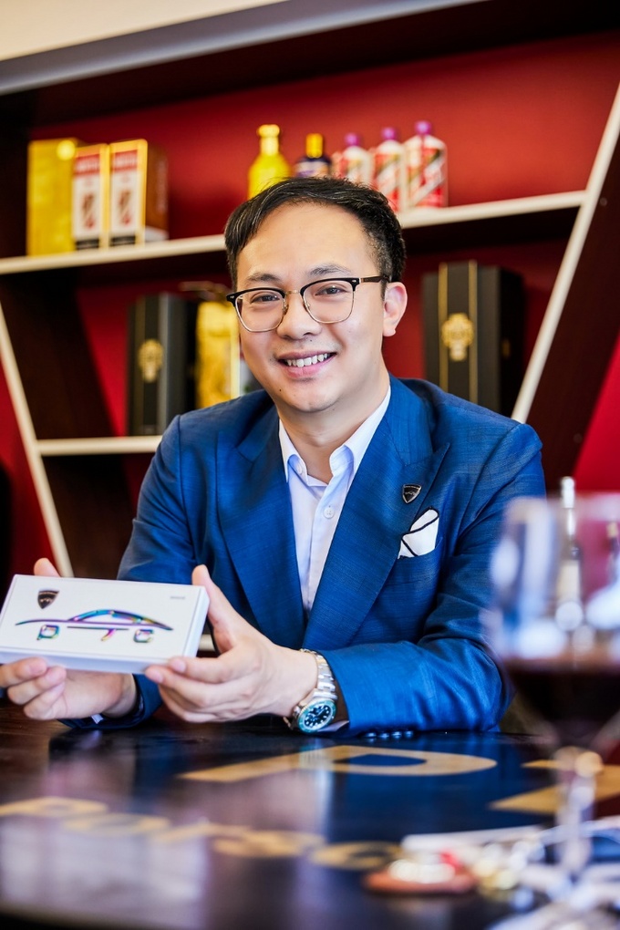 作者:韩威责编:孟宪慈豪车事2021-06-04 15:49其实在遇到钟先生之前