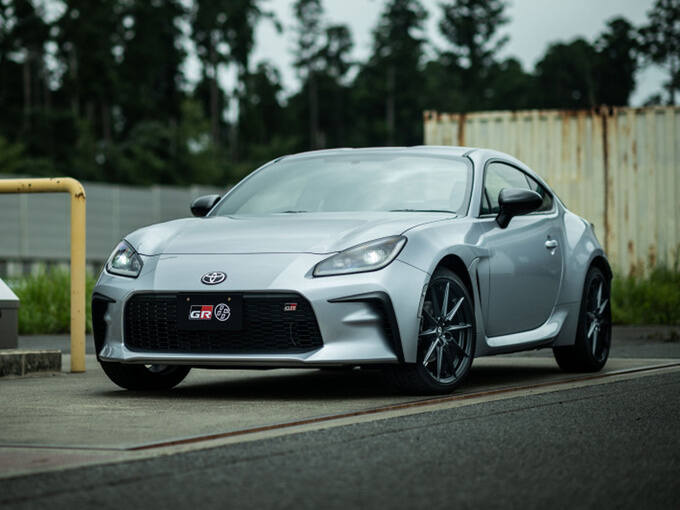 丰田全新86配置细节曝光!换搭2.4l/限量红色外观