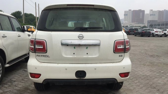 2018款日产尼桑途乐se 越野性能更加优异