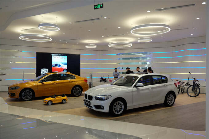 全新数字体验成都宝源行bmw4s店开业